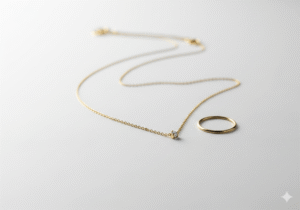 Minimalist Jewelry: Less is More