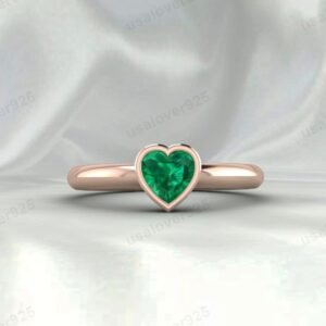 Emerald Heart Ring