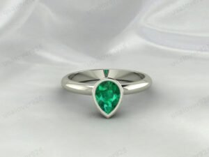 Emerald Pear Ring
