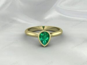 Emerald Pear Ring