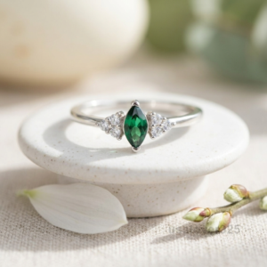 Emerald & CZ Gemstone Solitaire Ring – 925 Solid Sterling Silver