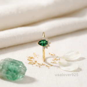 Emerald Pear Stone Solitaire Women's Ring, 925 Solid Sterling Silver