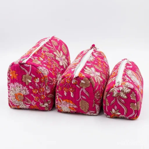 Detail-View-of-Jaipur-Artisan-Handmade-Cotton-Travel-Organizer