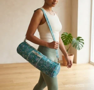 Close-up of the premium block print pattern, high-quality full-length zipper closure, and detailed quilted stitching on a cotton yoga carrier bag.